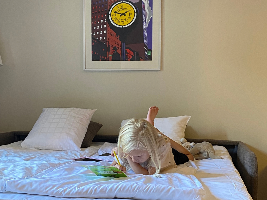 Sofia slapper af efter en shoppingtur i Malmø