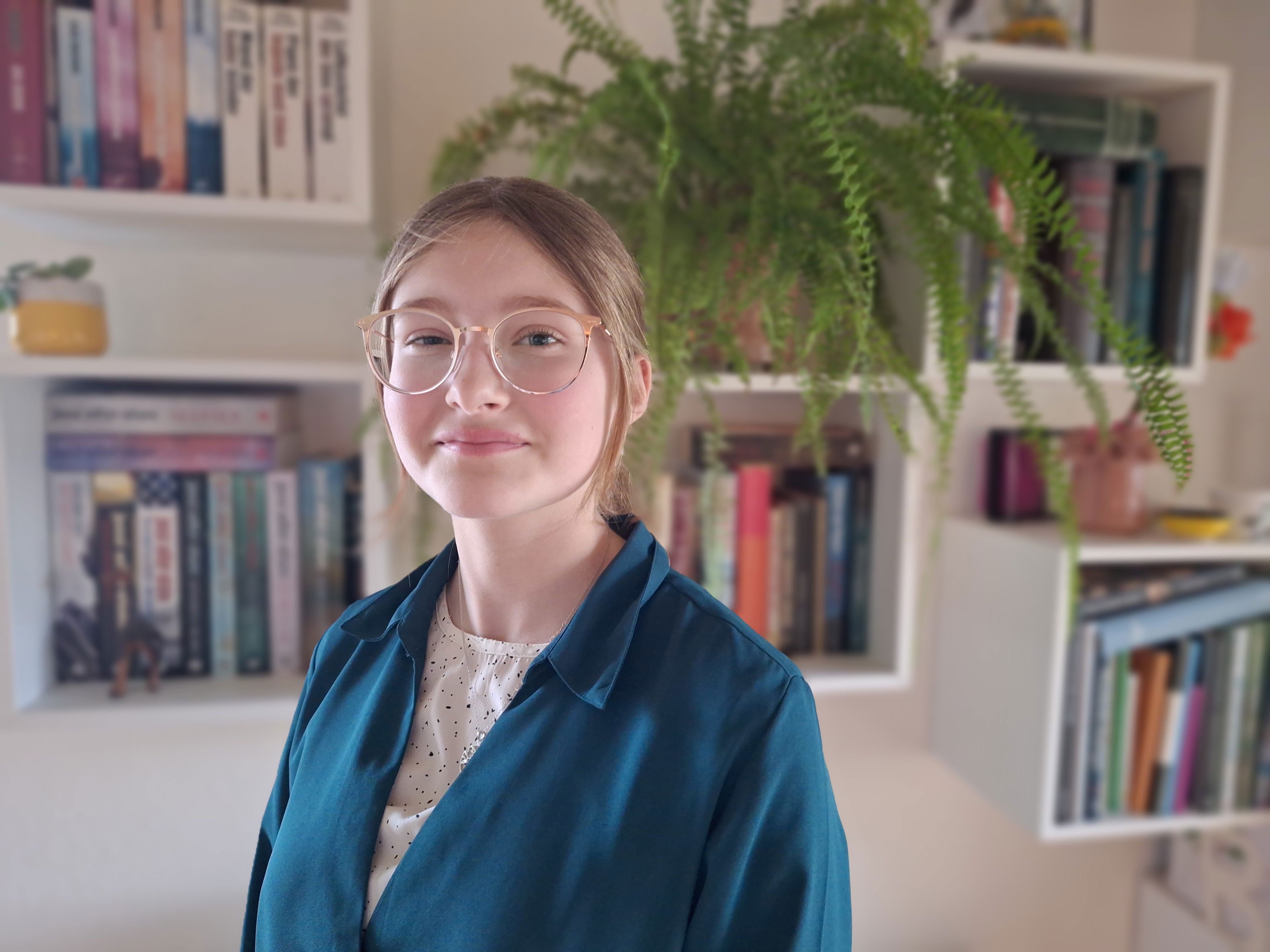 Maja på 14 år tager et stort ansvar for sin medicin